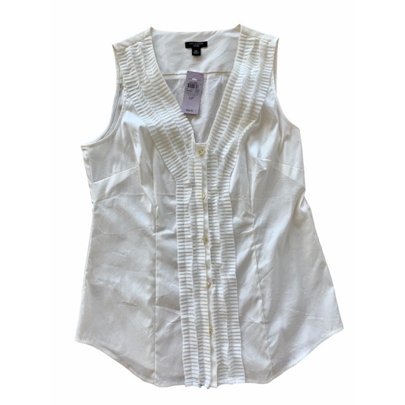 Ann Taylor Tops - Ann Taylor Sleeveless Pleated Button Down White
